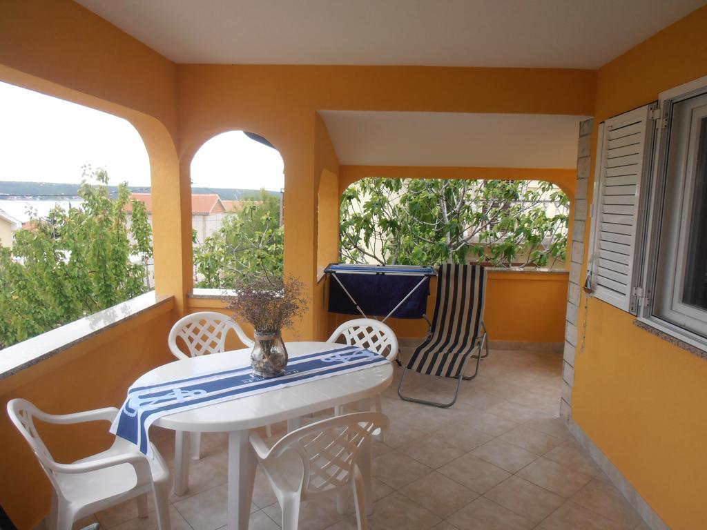 Apartment M&M Gornji Karin Exterior photo